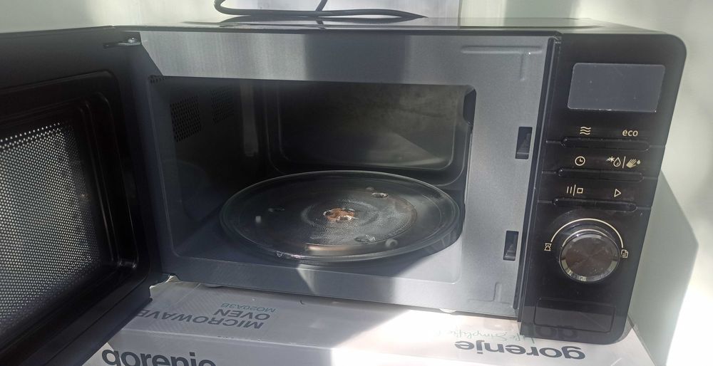 Продава микровълнова GORENJE - 20 л