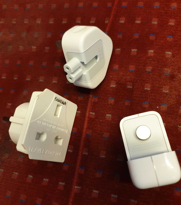 Incarcator pentru iPad, iPod, iPhone, 12W Original A1401