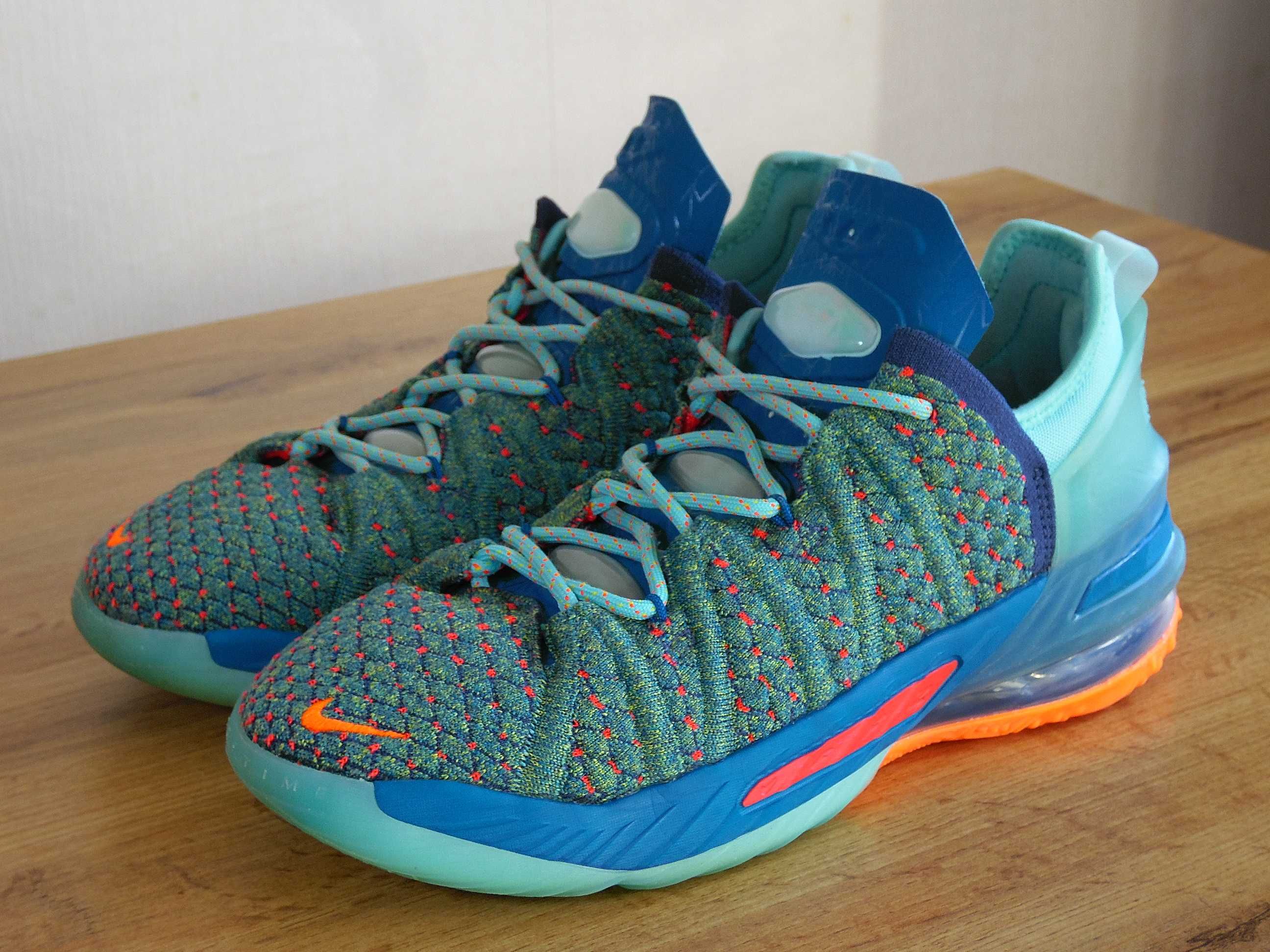 Nike LeBron James 18 "We Are Family" - 39 номер Оригинални!