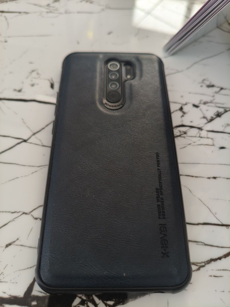 Red Mi 9 продаю телефон
