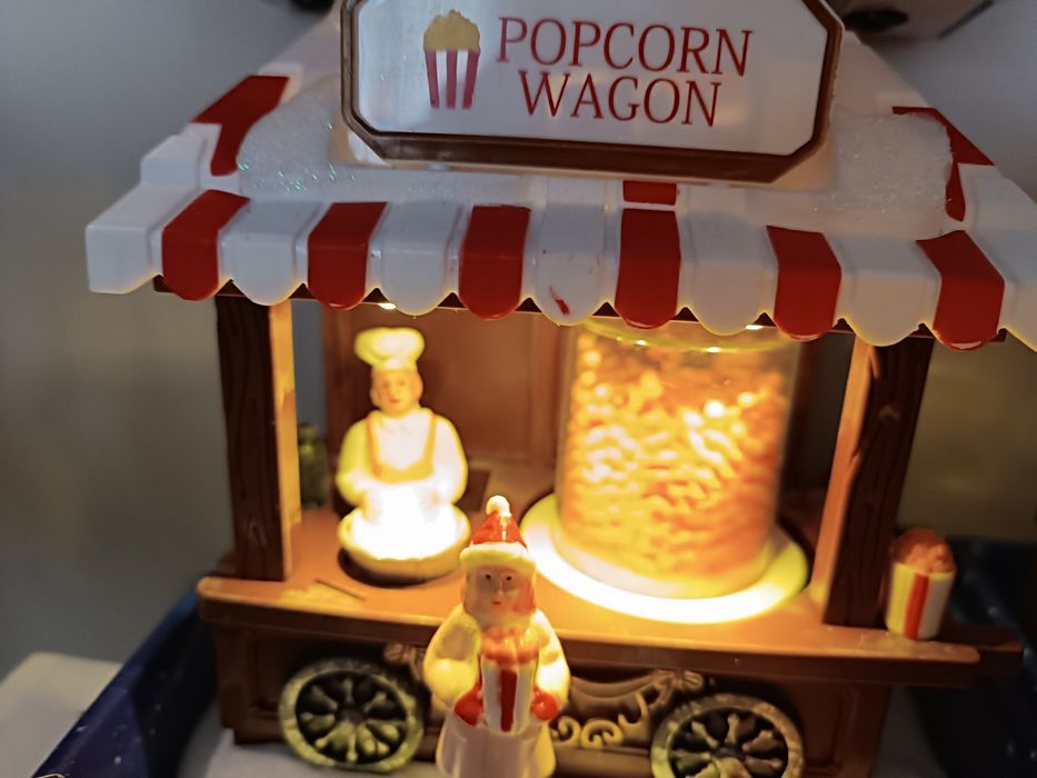 Нова светеща коледна украса .Различни модели.