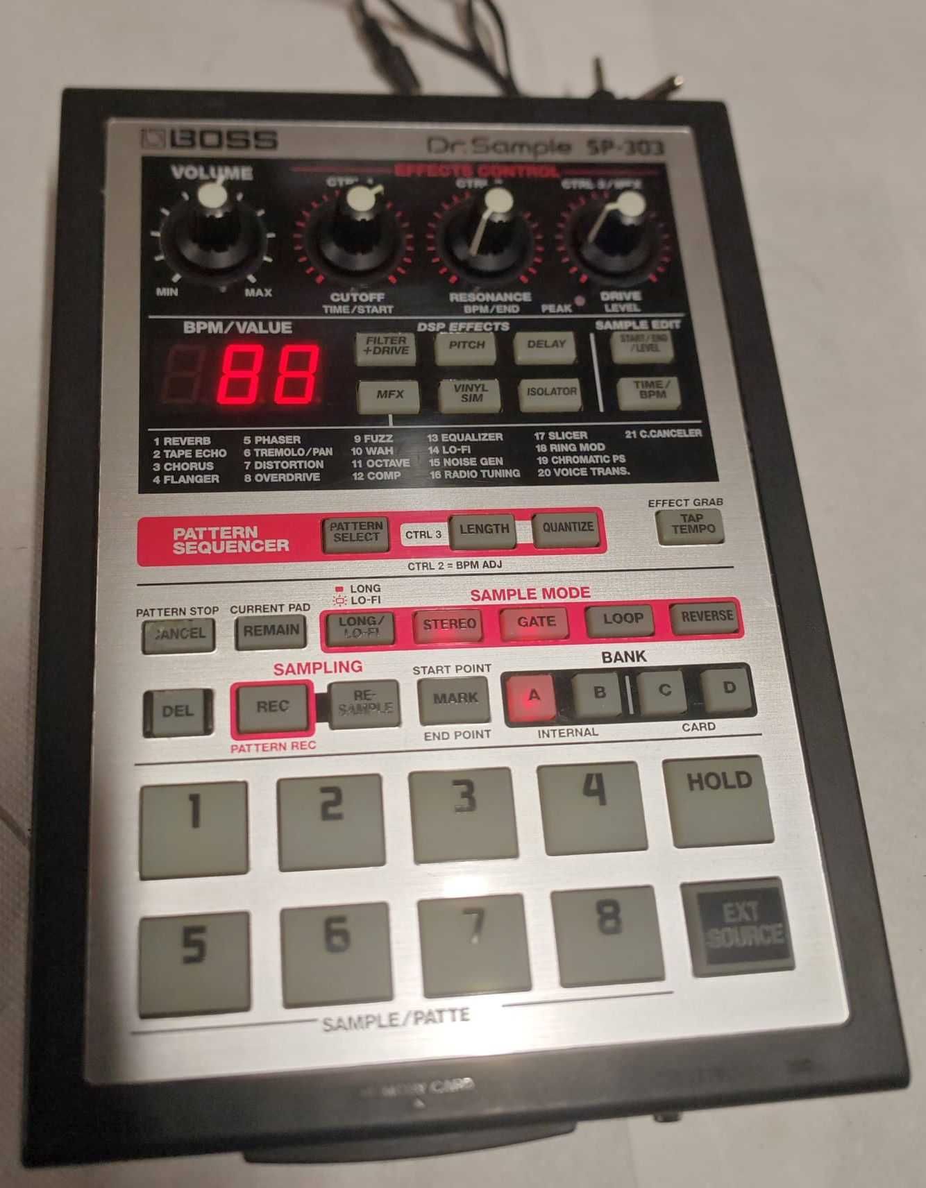 Sampler ( mixer ) BOSS DR. SAMPLE SP-303 ( ROLAND )