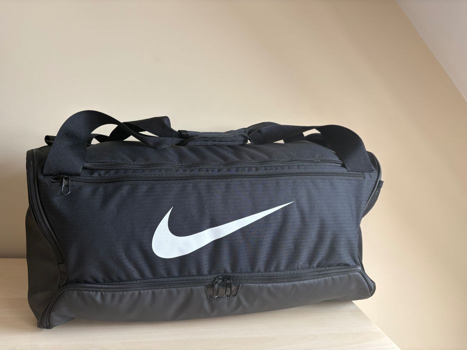 Сак Nike.                 .