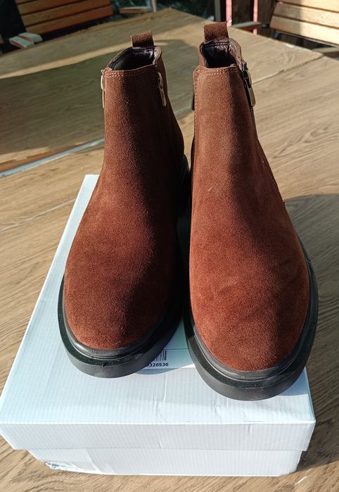 Ghete piele bărbați