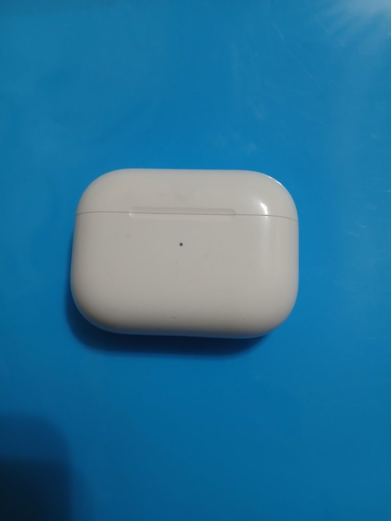 Кейс от airPods Pro 2