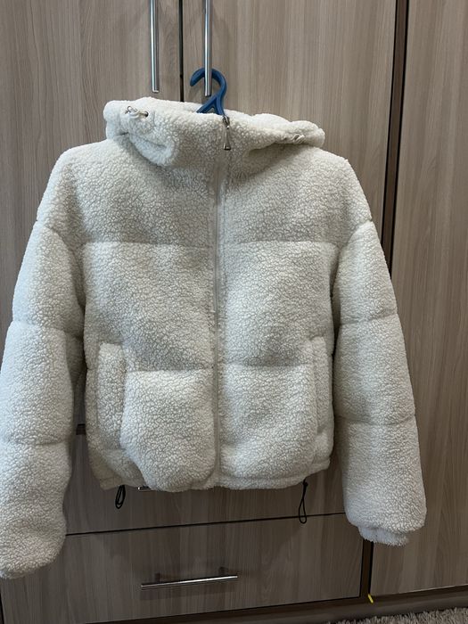 Продам теплую куртку