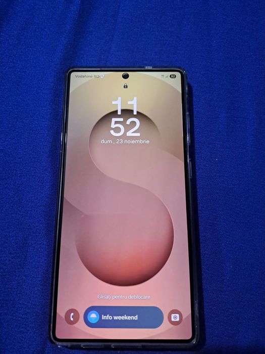 Vând sau schimb cu iphone