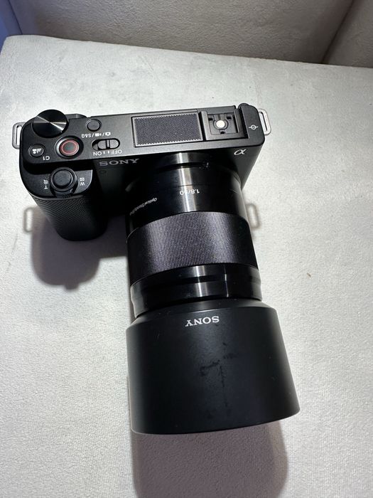 Camera Sony zv e10 / obiectiv 50mm f1.8 sony