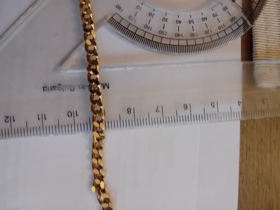 Продавам златен ланец "панцер"