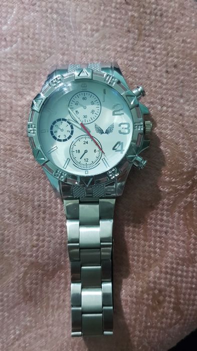 Vând ceas bărbătesc