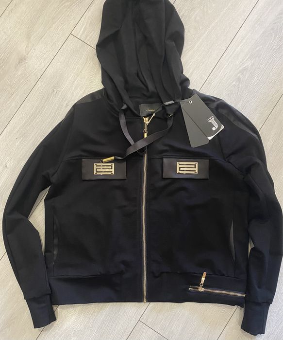 Дамско спортно горнице Junona