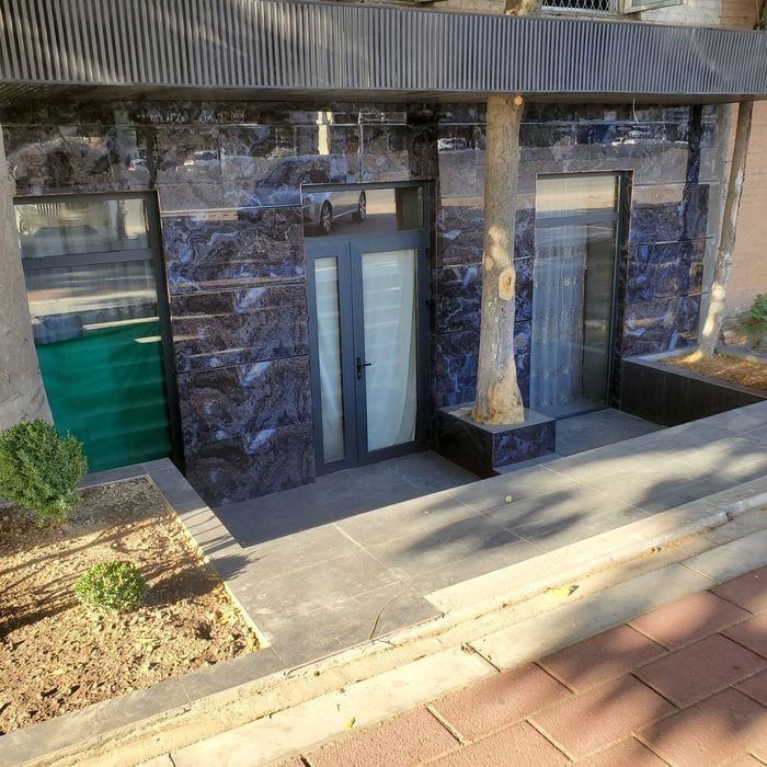 Прадается Нежилое помещение, 1 я линия