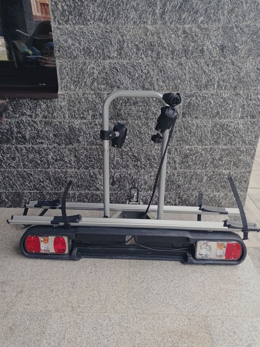 Vând suport biciclete auto