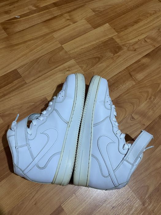 Af1 mid white.