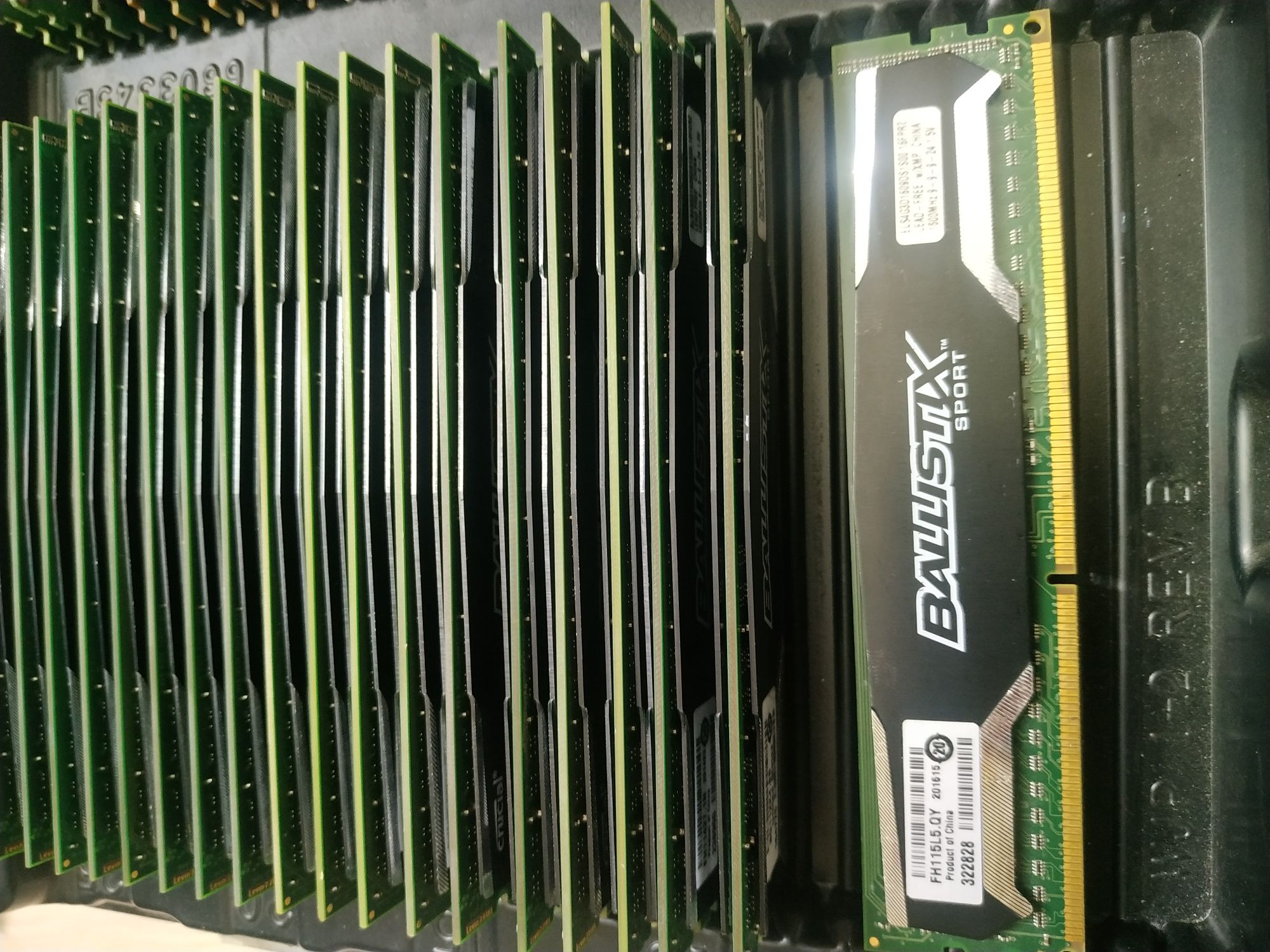 ОЗУ DDR3 8Gb 1600 шина ( есть 4гб, 2гб) оперативная память