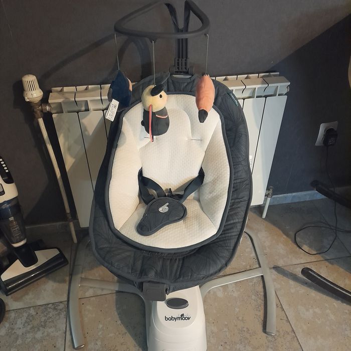 Електрическа люлка шезлонг