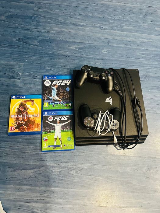 Ps4 pro 500 3 jocuri + 2 controller