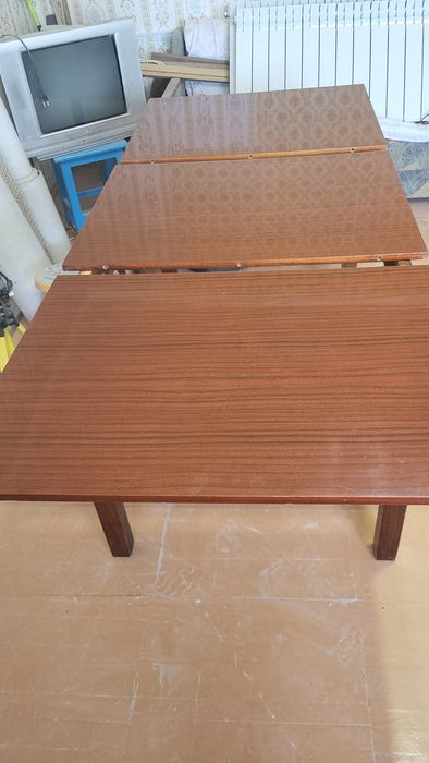 Стол полированный