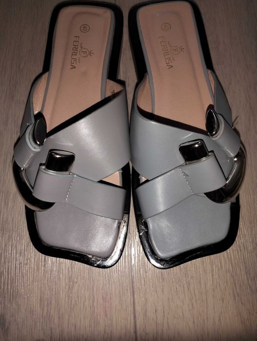 Новые шлёпки 40 р.