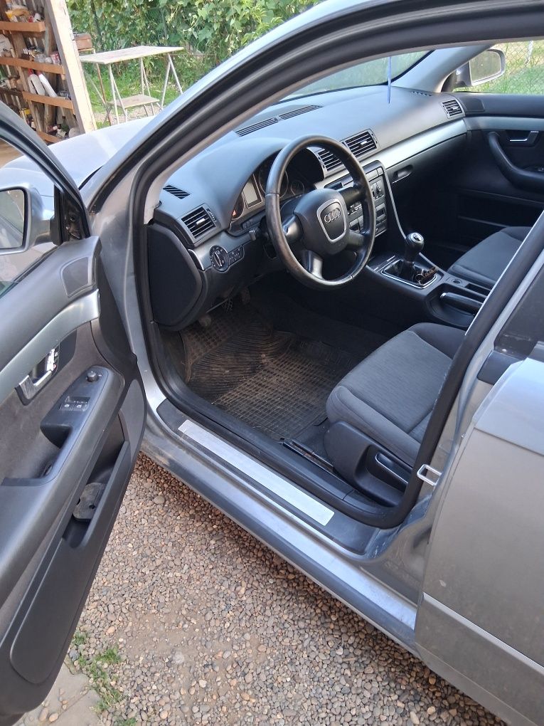 Vând Audi A4 B7 1.9 TDI