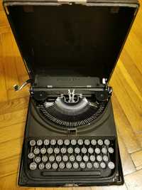 Mașina de scris Olivetti ICO cu toc original