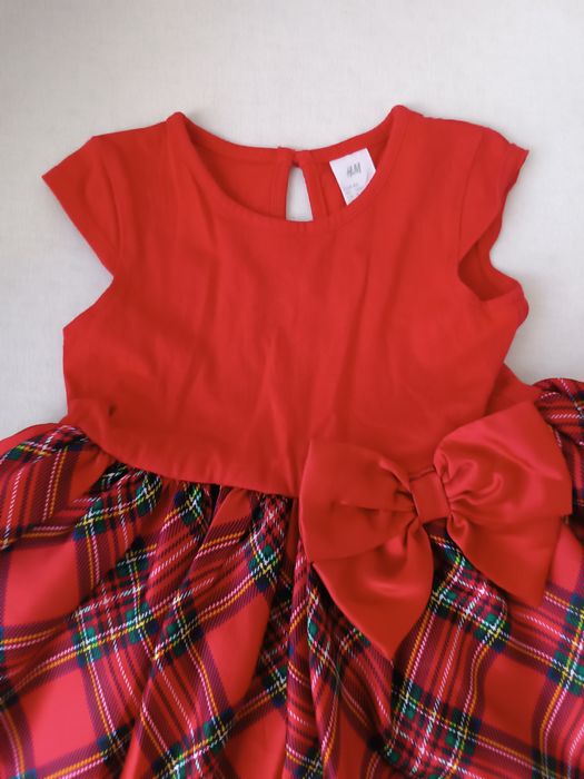 Коледна рокля H&M,лот дънки с риза + грейка 80 на ZARA и PRIMARK