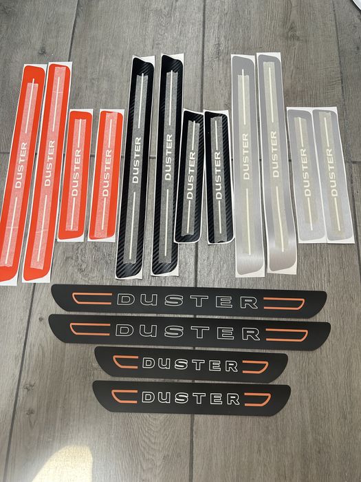 Ornamente protectie praguri Duster