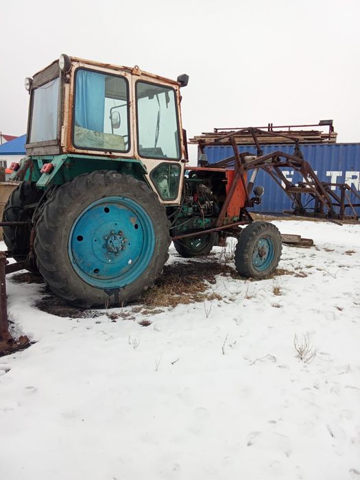 Продам трактор