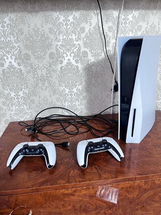 Пластайшн 5 с дисководом