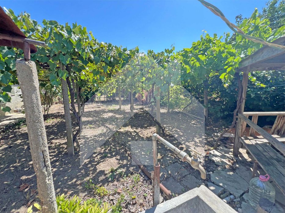 Продава се Къща в с. Изворник, Област Варна - 140 кв.м за 142 €/кв.м - Снимка #12