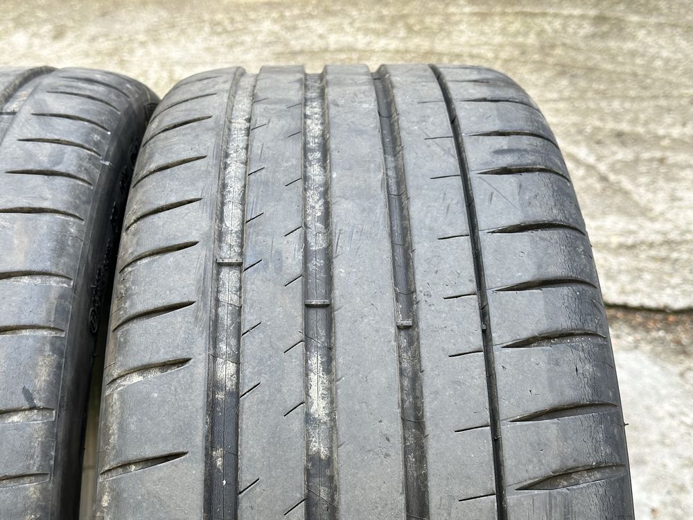 Anvelope Michelin PS4S 235/35 R19