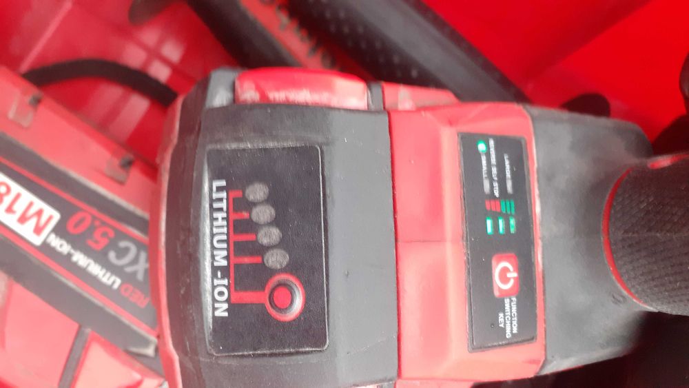 Vind set scule profesionale , originale,Milwaukee