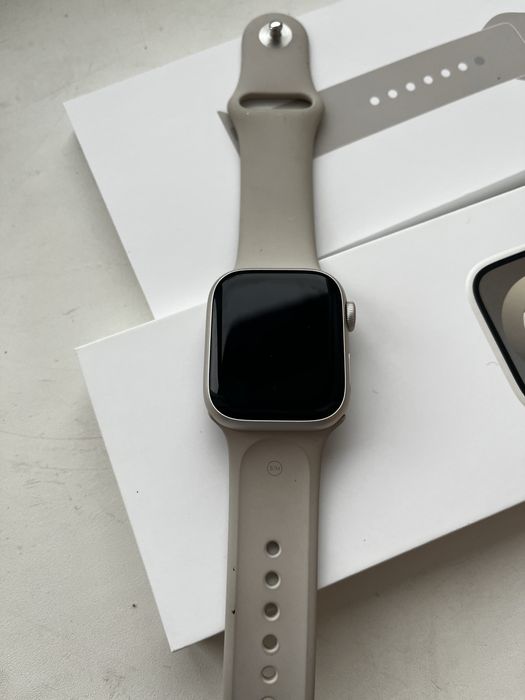 Продам часы Apple Watch series 9 41mm