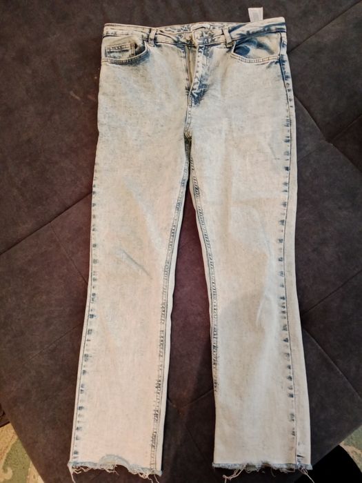 Брюки джинсовые женские на  46/48 р б/у в хорошем состояние