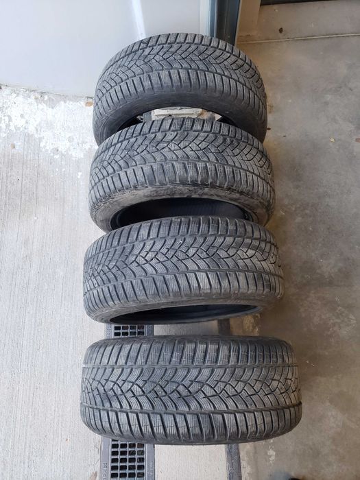 225 50 17, Зимни гуми Good Year