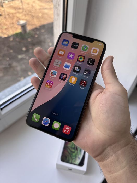 iPhone Xs Max 64gb все работает