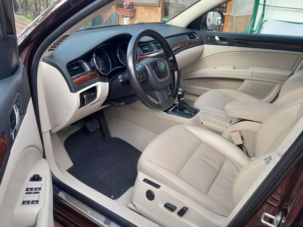 Skoda Superb 2.0TDI DSG Automat
