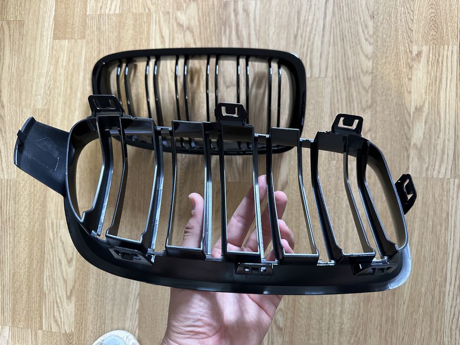 Grile duble M negre BMW Seria 3 F30 F31 2012 - 2018 negru lucios