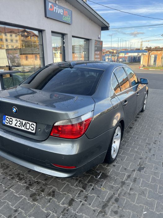 Vand sau schimb Bmw e60 525D 177cp