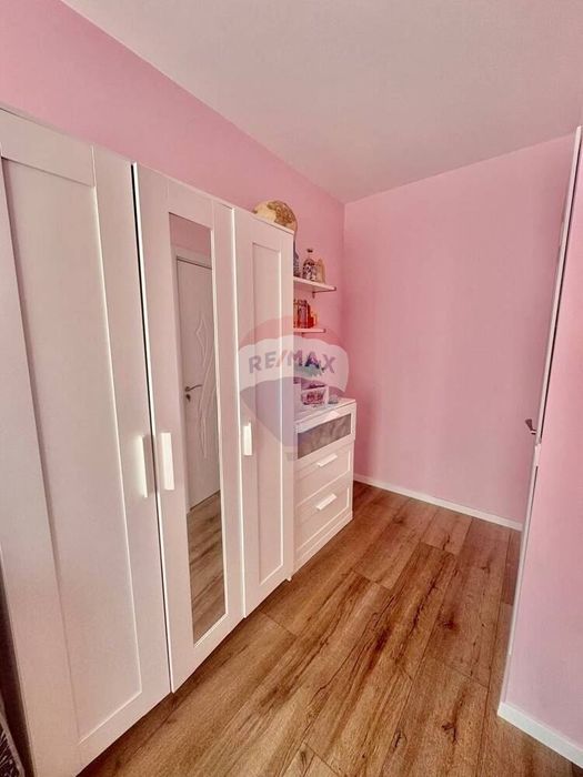 Продава се Тристаен апартамент в Варна, Левски - 90 кв.м за 2778 €/кв.м - Снимка #11