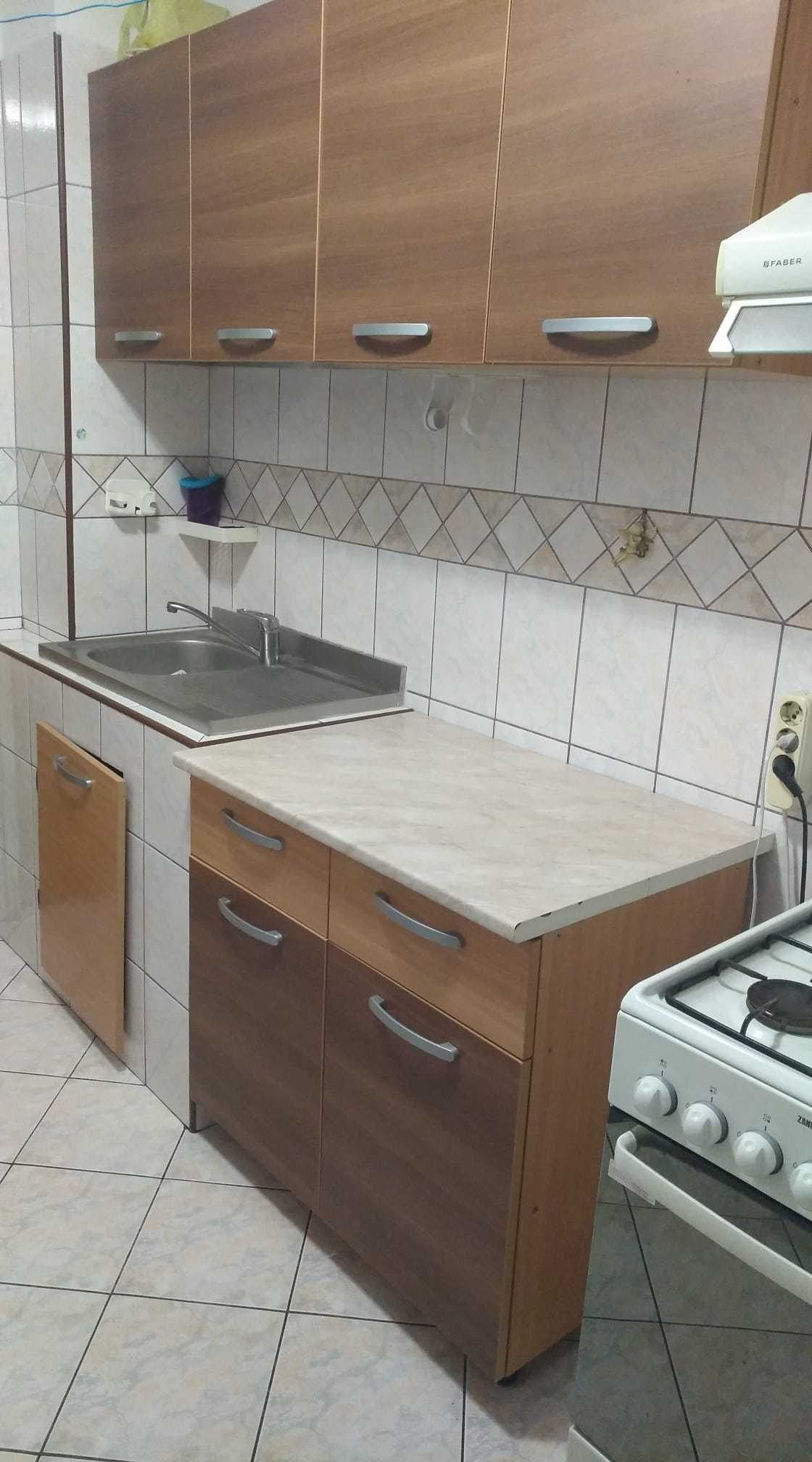 Inchiriez Apartament Dristor 2 camere decomandat