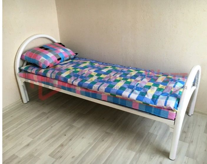 Кровать железная 2х  ярусная