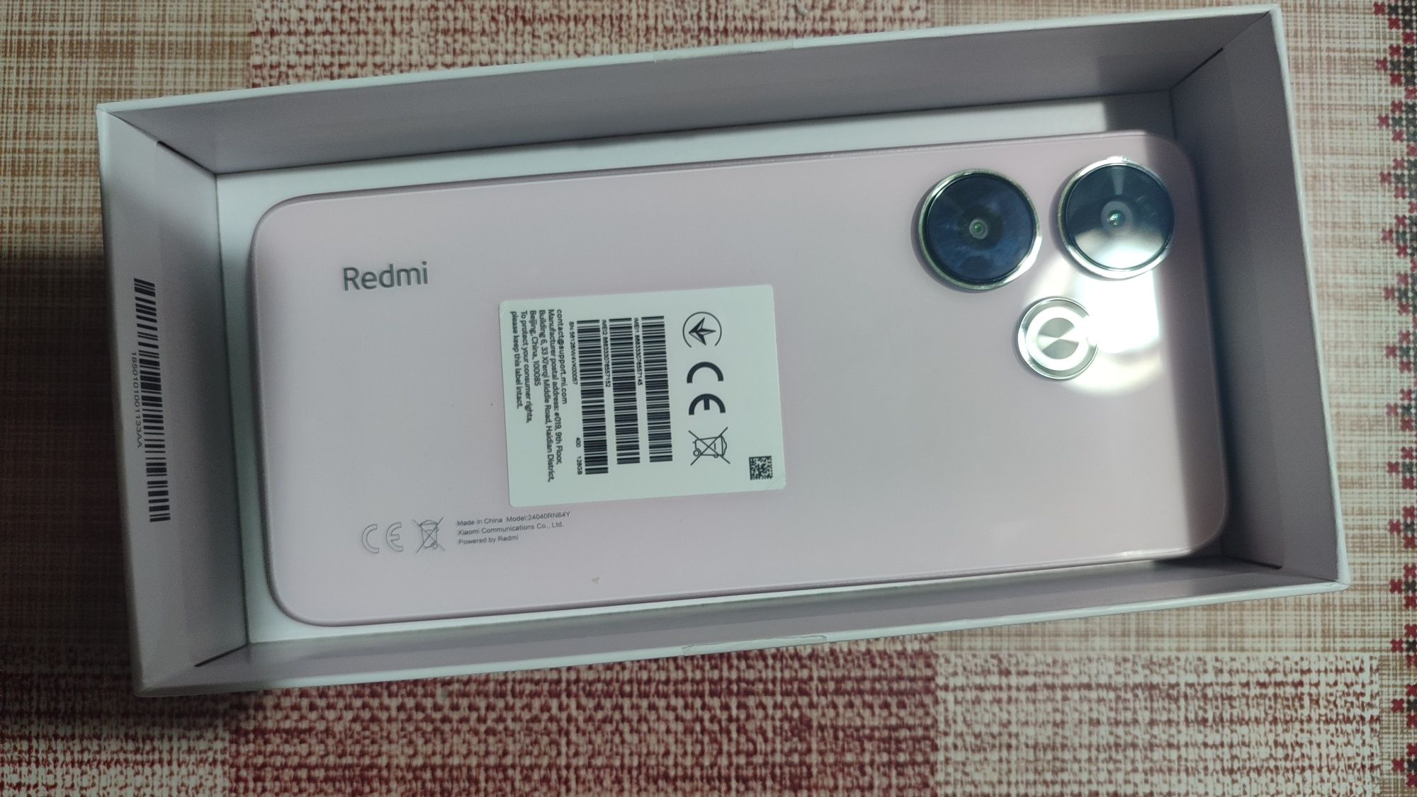 Redmi 13-чисто нов не използван