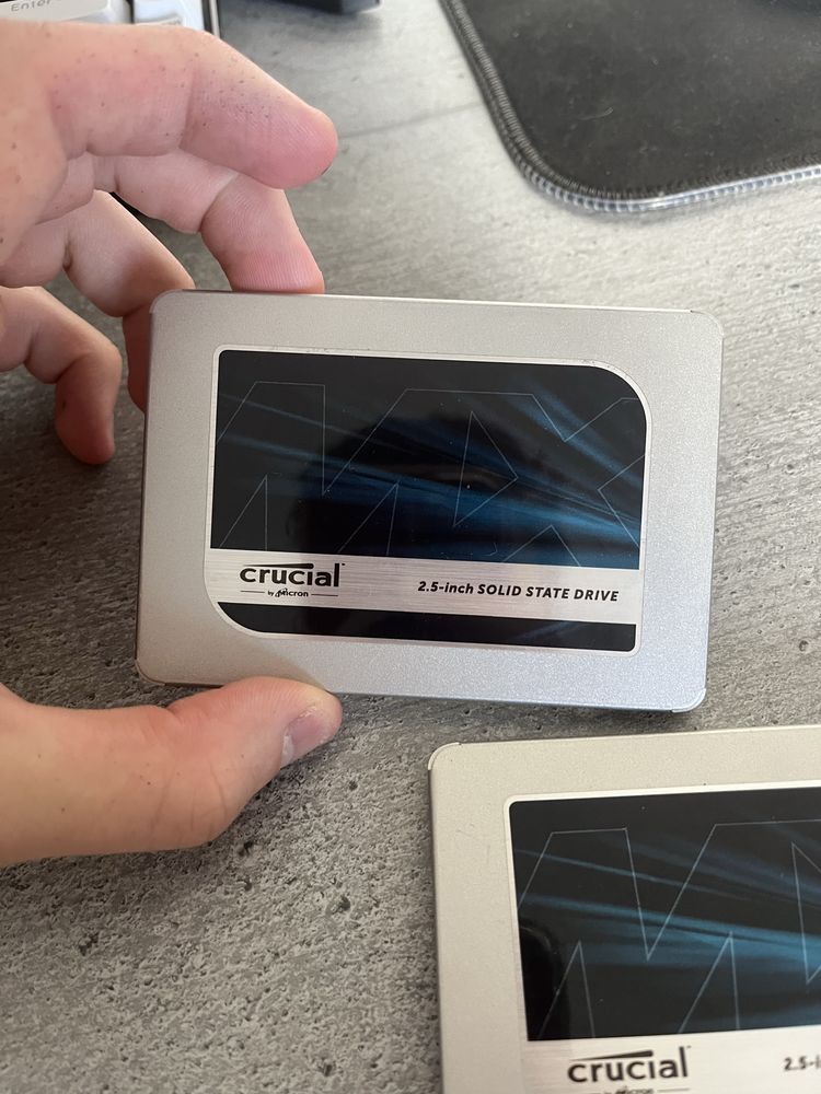 2 SSD Crucial 250GB