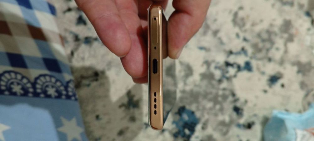 Realme 11 pro + 5g xotirasi 512 gigabayt operativkasi 12+12