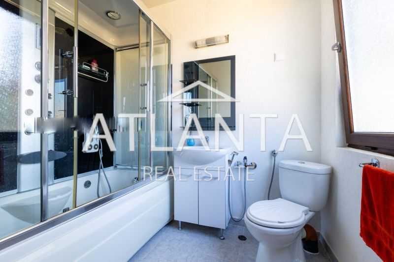 Продава се Къща в к.к. Златни пясъци - 320 кв.м за 1235 €/кв.м - Снимка #16
