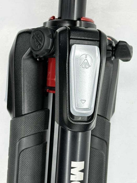 Trepied foro , Manfrotto 055 + cap pe bila