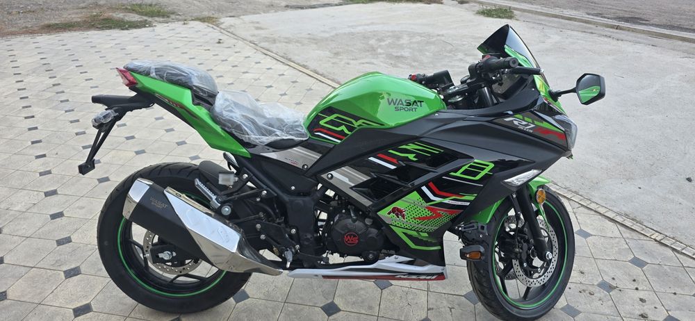 Кавасаки R7 янги