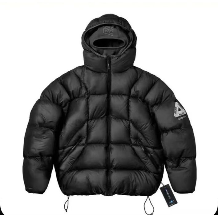 Продам зимний пуховик Palase