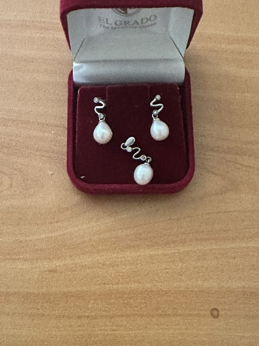 Комплект El Grado обици с перли и висулка